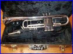 Bach Stradivarius 180SL25 Silver Large-Bore Trumpet With Double Case-Lead Horn