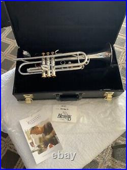 Beautiful BLESSING BTR-1460G Trumpet & Case EXCELLENT