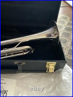 Beautiful BLESSING BTR-1460G Trumpet & Case EXCELLENT