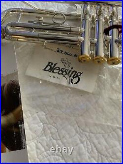 Beautiful BLESSING BTR-1460G Trumpet & Case EXCELLENT