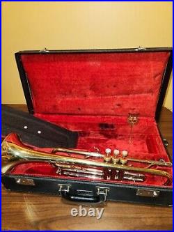 EARLY 60'S MARTIN MAGNA PROFESSIONAL Bb TRUMPET (CUSTOM COMMITTEE)