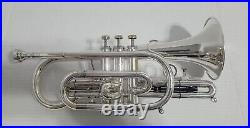 Getzen 580 Capri Series Cornet Shepherd's Crook, 2 Mouthpieces & case