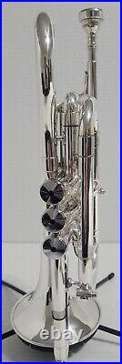 Getzen 580 Capri Series Cornet Shepherd's Crook, 2 Mouthpieces & case