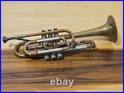 Getzen Super Deluxe Tone balanced Vintage Trumpet 80981 Plays Needs Restoration