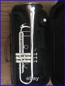 Giardinelli GTR-10S Pro Series Bb Trumpet with Case / Backpack & Extras Nice