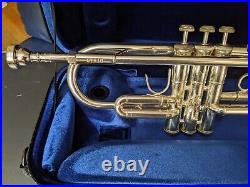 Giardinelli GTR10S Pro Series Bb Trumpet with Case, Backpack and 7C Mouthpiece