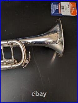 Giardinelli GTR10S Pro Series Bb Trumpet with Case, Backpack and 7C Mouthpiece