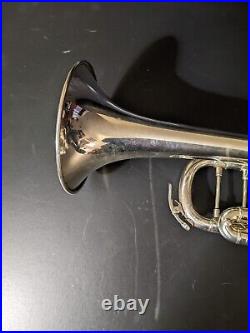 Giardinelli GTR10S Pro Series Bb Trumpet with Case, Backpack and 7C Mouthpiece