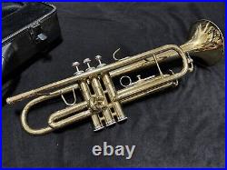 Mark II Trumpet With Hard Case And 7C Mouthpiece GREAT PLAYER