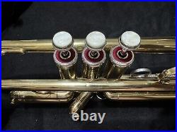 Mark II Trumpet With Hard Case And 7C Mouthpiece GREAT PLAYER