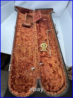 ORIGINAL VINTAGE KING The NH WHITE CO. OHIO TOMBSTONE TRUMPET CASE ONLY