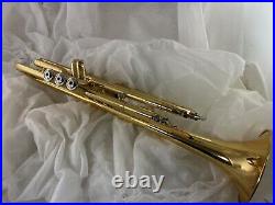 Trumpet Buescher factory Lacquer. Beauty with case & Mouthpiece