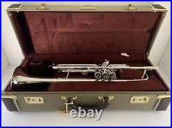 Trumpet GETZEN Eterna 80th Anniversary 900DLX Silver Bb Trumpet & Original Case