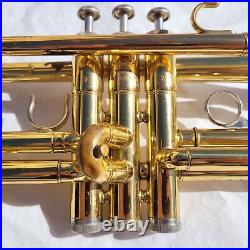 Trumpet Yamaha YTR 2335 Bb Trumpet with Mouthpiece and Case