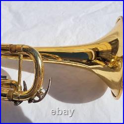 Trumpet Yamaha YTR 2335 Bb Trumpet with Mouthpiece and Case