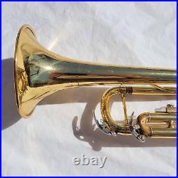 Trumpet Yamaha YTR 2335 Bb Trumpet with Mouthpiece and Case