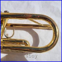 Trumpet Yamaha YTR 2335 Bb Trumpet with Mouthpiece and Case