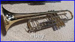 YAMAHA Trumpet Xeno YTR-8335 Gold with Hard Case