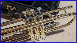 YAMAHA Trumpet Xeno YTR-8335 Gold with Hard Case