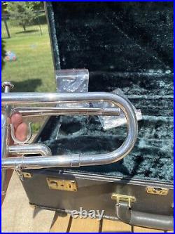 Yamaha Model YTR-9610 Custom Series Eb/D Professional Trumpet With Original Case