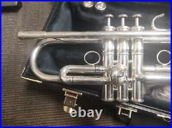 Yamaha Xeno 8335RGS Silver Trumpet-Reversed Leadpipe, Gold Brass Bell, Nice