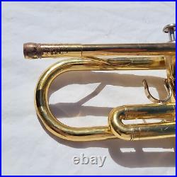 Yamaha YTR 2335 Bb Trumpet with Mouthpiece and Case Gold Brass Trumpet