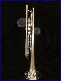 Yamaha YTR6345HS Professional Bb Trumpet with Precision Valve Alignment NO RESERVE